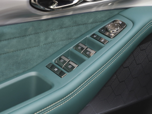 2022pϵ 2.0TM (q)F  п؅^(q)