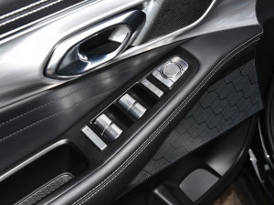 2022Iϵ 2.0TGDI   {܇ƅ^	