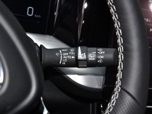 2022I(lng)ϵ 2.0TGDI (q)  п؅^(q)