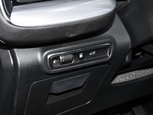 2022I(lng)ϵ 2.0TGDI (q)  п؅^(q)