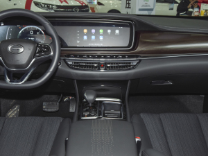 2022款270T 自动精英版 中控台