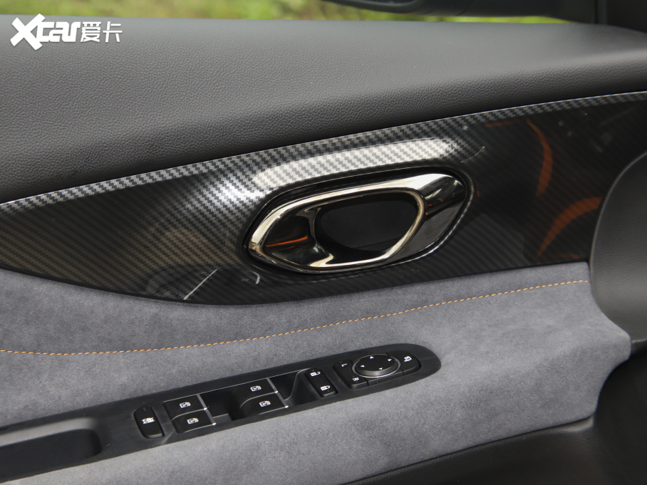 2022Ӱ 270T ӰJ16 R-styleِ