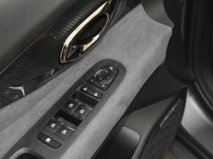 2022270T ӰJ16 R-styleِ п؅^