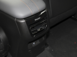 2022270T ӰJ16 R-styleِ п؅^