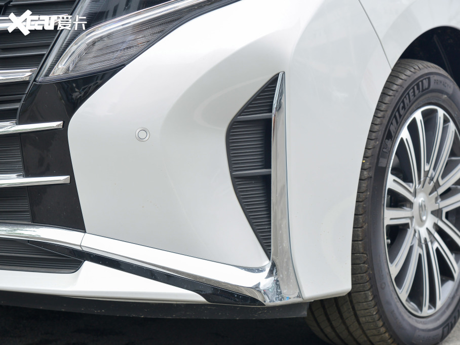 2023M8 I(lng)ϵ 390T F