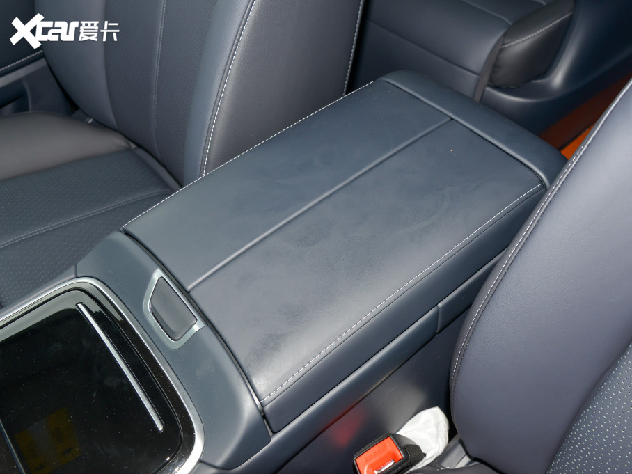 2023M8 I(lng)ϵ 390T F