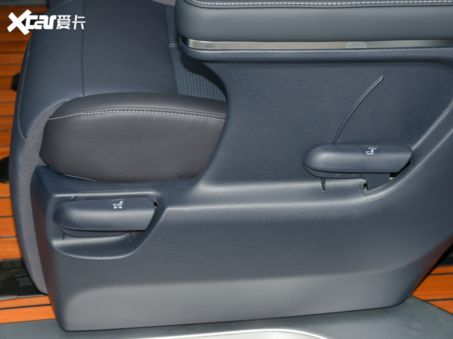 2023M8 I(lng)ϵ 390T F