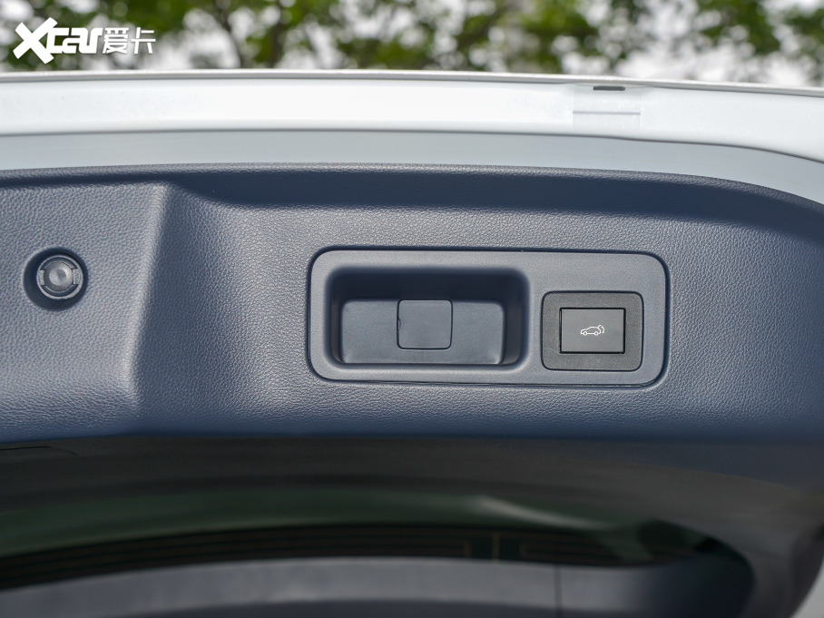 2023�����M8 �I��ϵ�� 390T ���F��