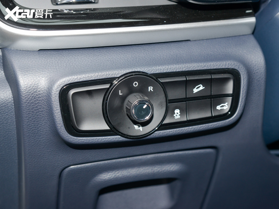 2023M8 I(lng)ϵ 390T F