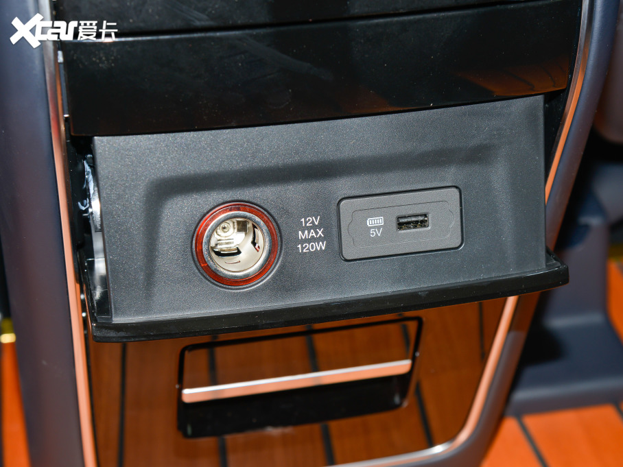 2023M8 I(lng)ϵ 390T F