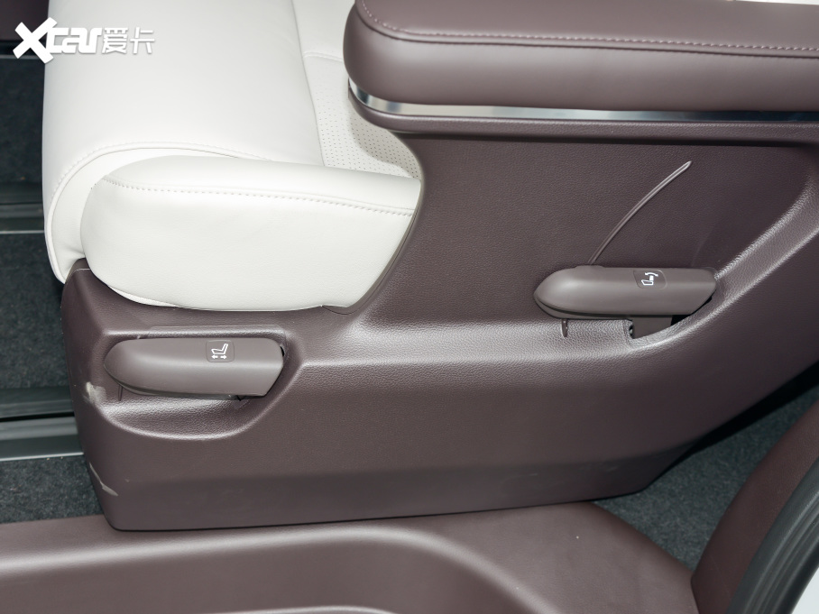 2023M8 I(lng)ϵ 390T 