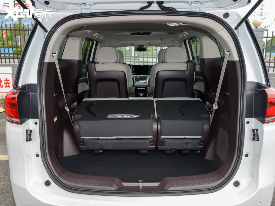 2023M8 I(lng)ϵ 390T 