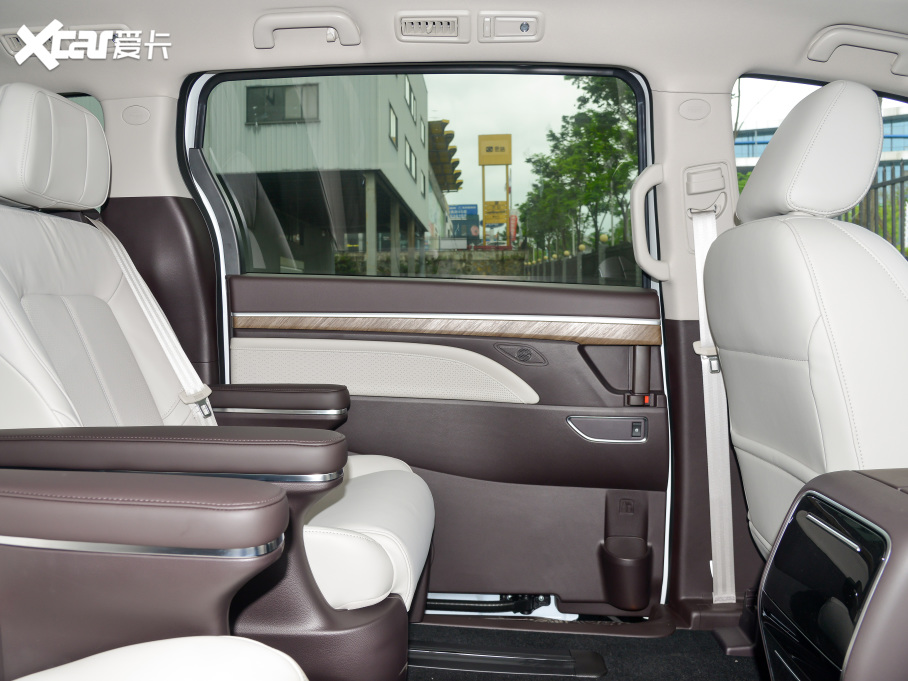 2023M8 I(lng)ϵ 390T 