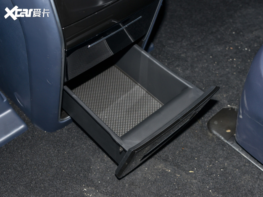 2023M8 I(lng)ϵ 390T A