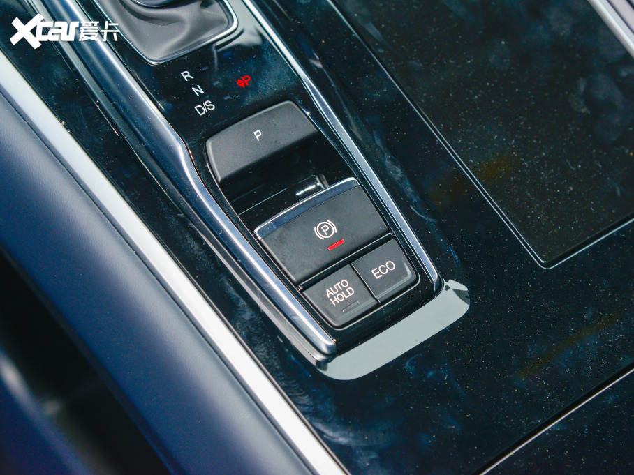 2023M8 I(lng)ϵ 390T A