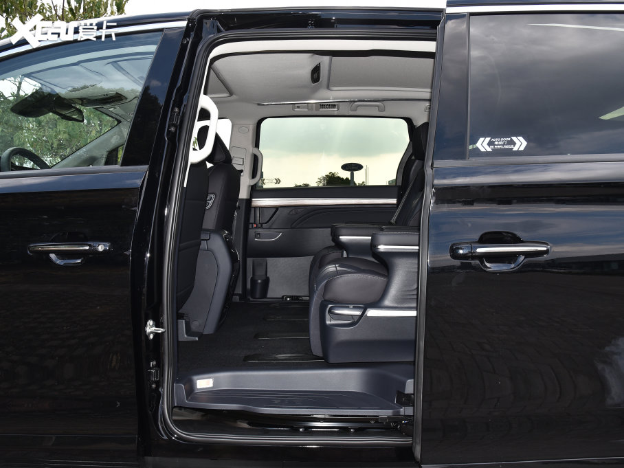 2023�����M8 ��ϵ�� 390T �����