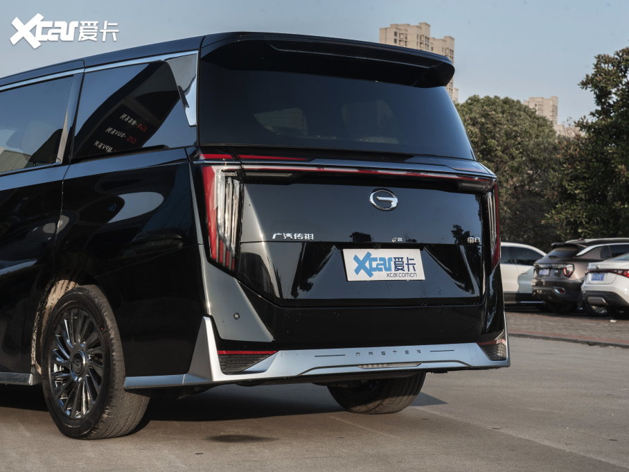 2023M8 ڎϵ 400T ԄŞ