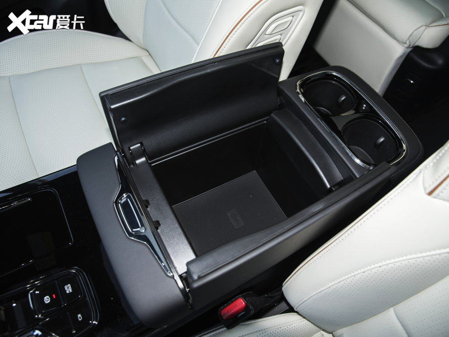 2023M8 ڎϵ 400T ԄŞ