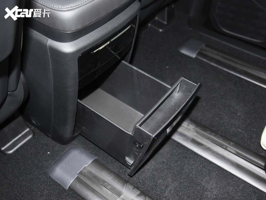 2023M8 ڎϵ 400T ԄŞ