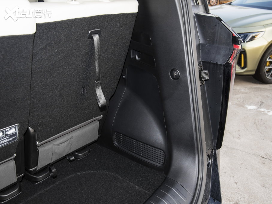 2023M8 ڎϵ 400T ԄŞ