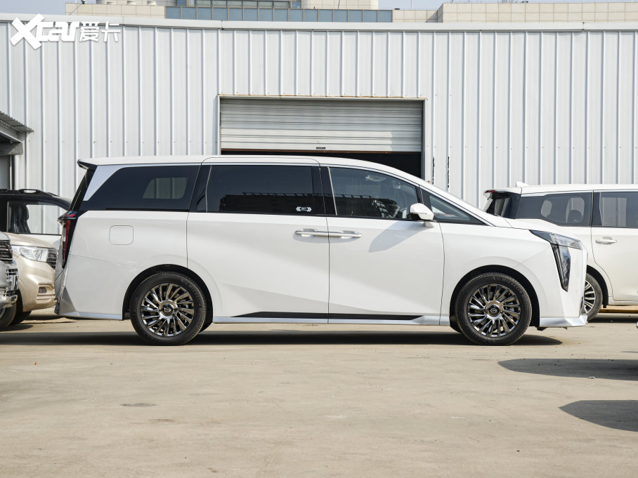 2023�����M8 �ڎ�ϵ�� �p�� �����