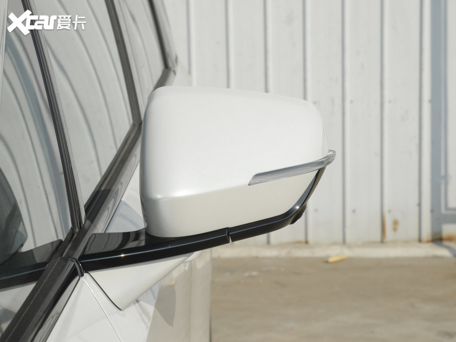 2023�����M8 �ڎ�ϵ�� �p�� �����