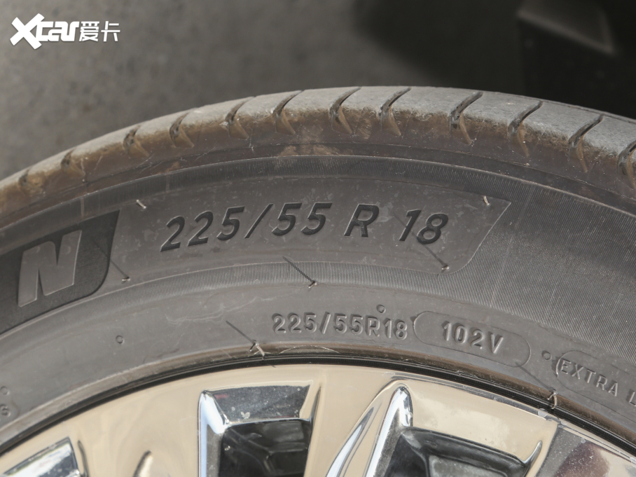 2023�����M8 �ڎ�ϵ�� 400T �Ԅ������