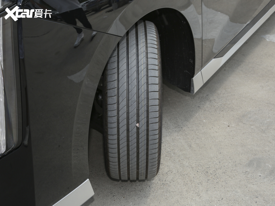 2023�����M8 �ڎ�ϵ�� 400T �Ԅ�(d��ng)�����