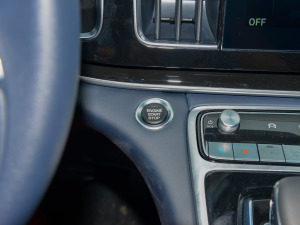 2023I(lng)ϵ 390T A п؅^(q)