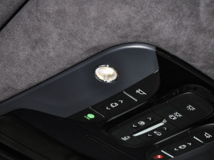 2023Ŀ ϵ 390T  п؅^