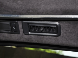 2023Ŀ ϵ 390T  п؅^