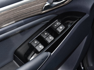 2023ϵ 390T  п؅^(q)