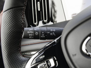 2023ڎϵ p  п؅^(q)