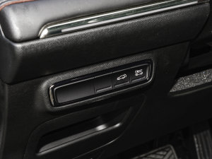 2023ڎϵ p  п؅^(q)