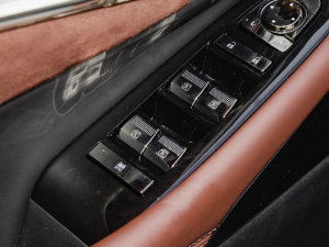 2023ڎϵ p  п؅^(q)