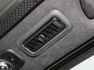 2023ڎϵ p  п؅^(q)