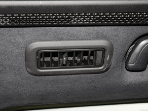 2023ڎϵ p  п؅^(q)