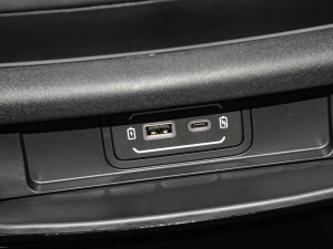 2023ڎϵ p  п؅^(q)