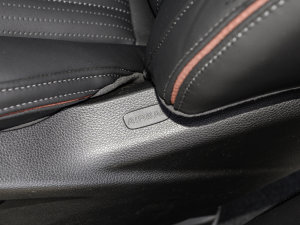 2023ڎϵ p  п؅^(q)