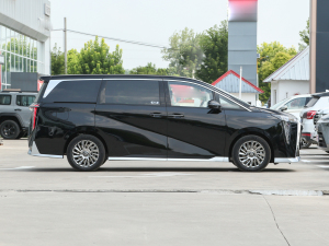 2023款宗师系列 400T 自动至尊版 正侧（右）