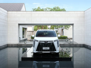 2023款宗师系列 400T 自动旗舰版 整体外观