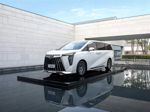 2023款宗师系列 400T 自动旗舰版 整体外观