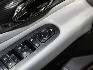 2023270T ӰJ15 п؅^