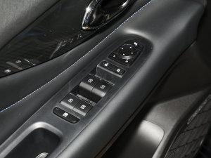 2023270T ӰJ16 yӑC {܇ƅ^	