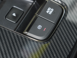 2023400T ԄR MAX v܇Ƅ