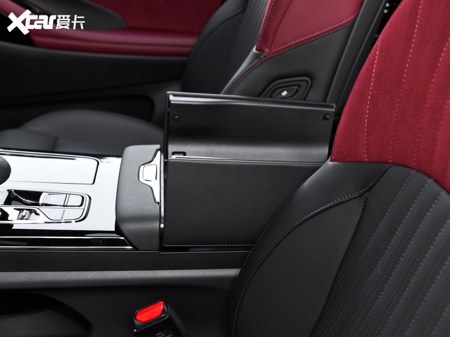 2024�����M8 �ڎ�ϵ�� 400T ���h��