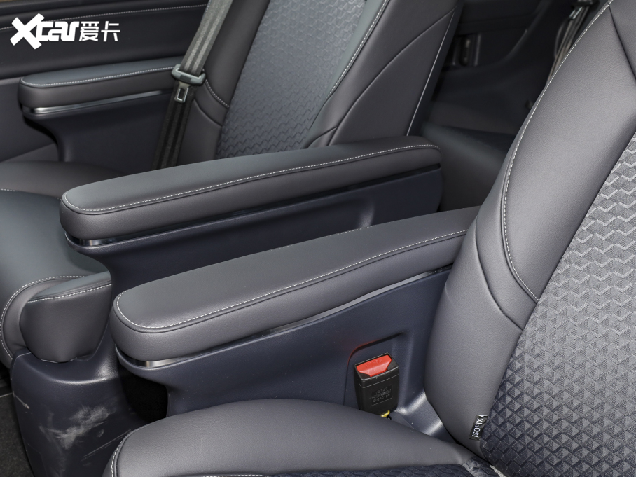 2024�����M8 �I(l��ng)��ϵ�� 390T ���A��