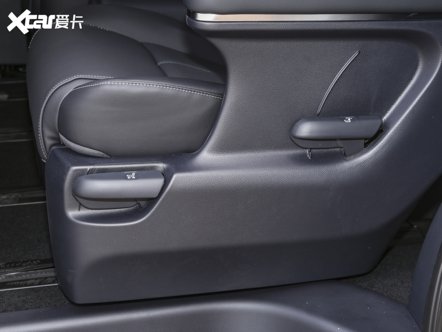 2024�����M8 �I(l��ng)��ϵ�� 390T ������