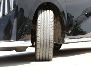 2024ϵ 400T  (x)(ji)^