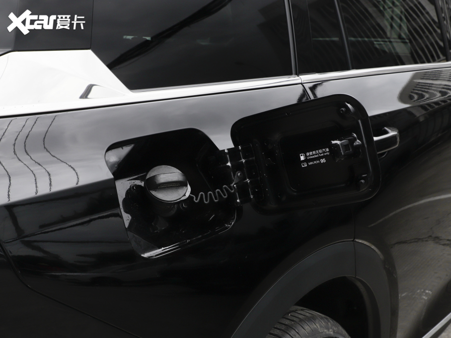 2025GS8 Iϵ 2.0TGDI A 5